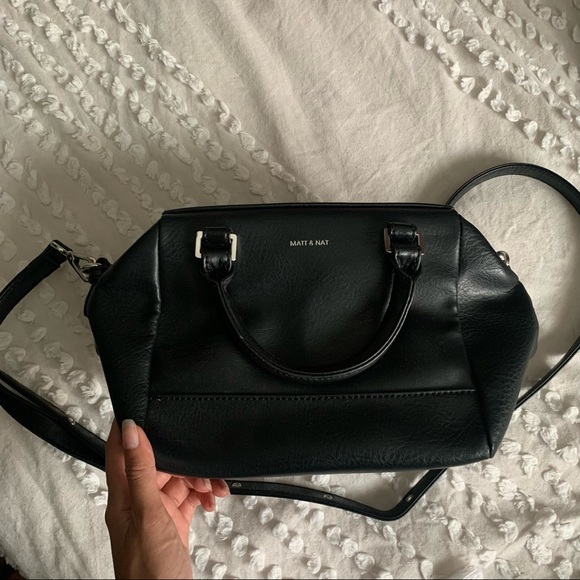 Matt and Nat black vegan leather crossbody bag - Picture 1 of 4